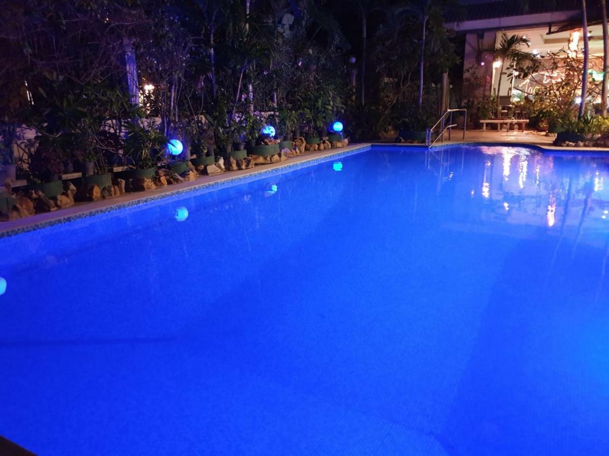 Villa Germania Pattaya Exterior foto